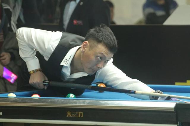 在高强度的 在高强度的