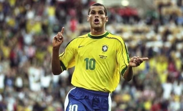 生日当天双 生日当天双