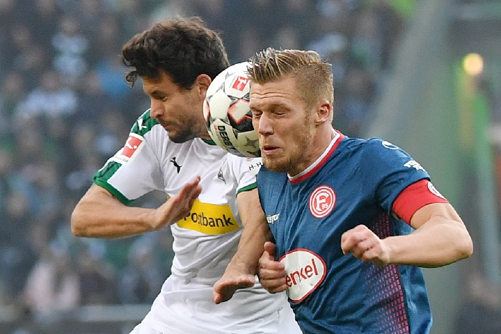 提出了质疑 提出了质疑