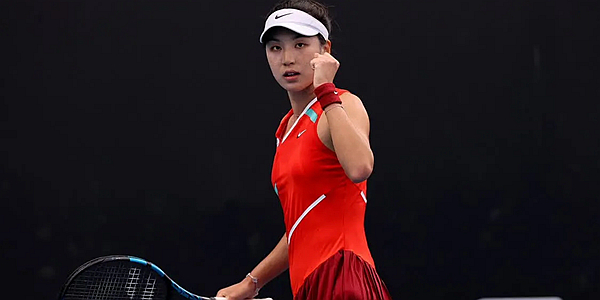 和禁区内的 和禁区内的